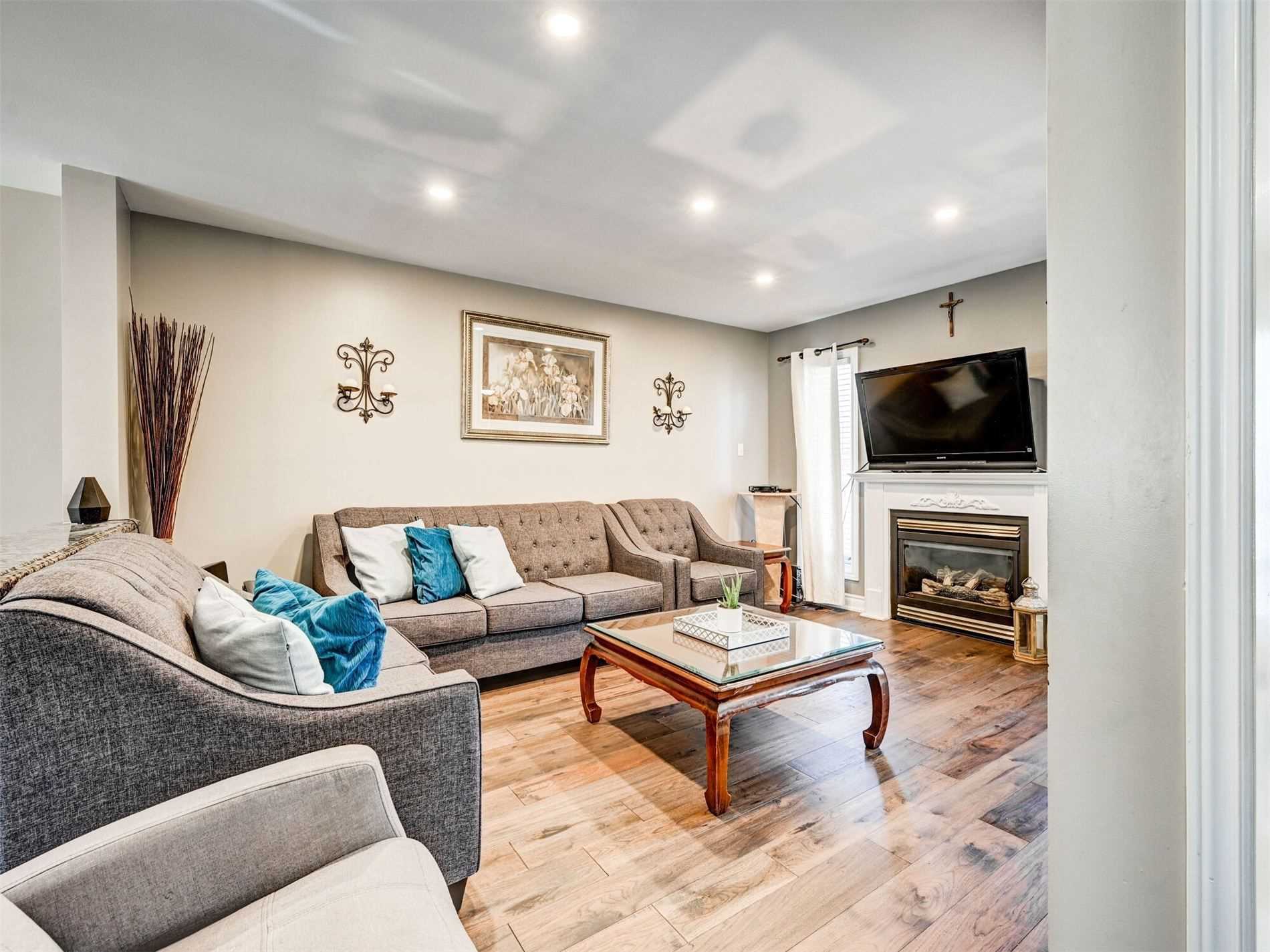 44 Mondavi Rd