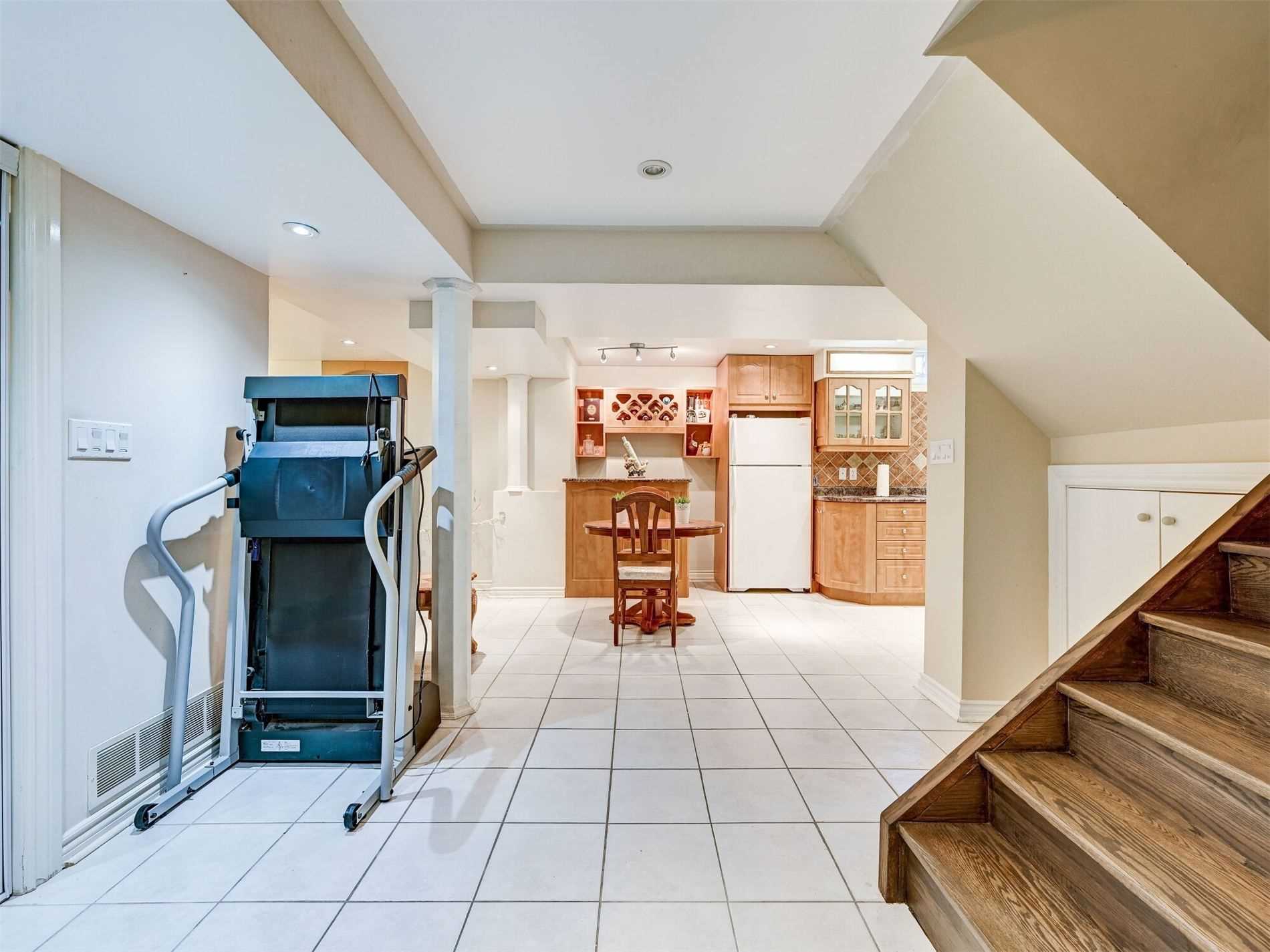 44 Mondavi Rd