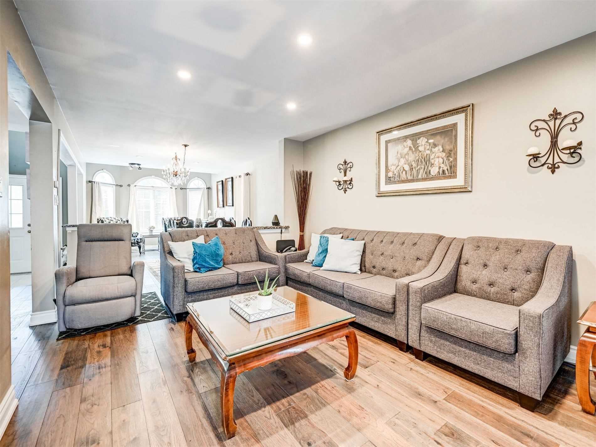44 Mondavi Rd