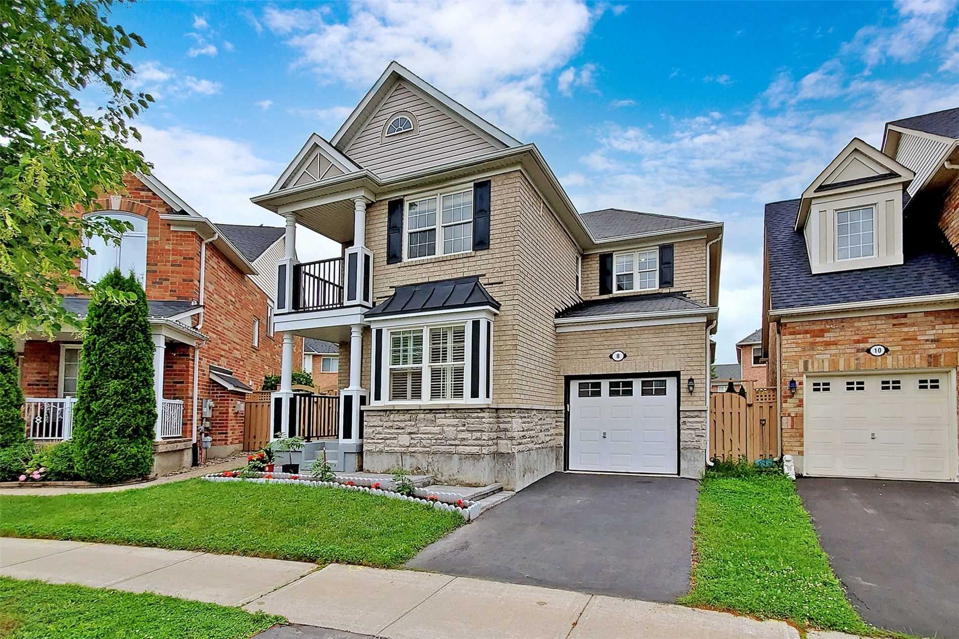 8 Storybook Cres