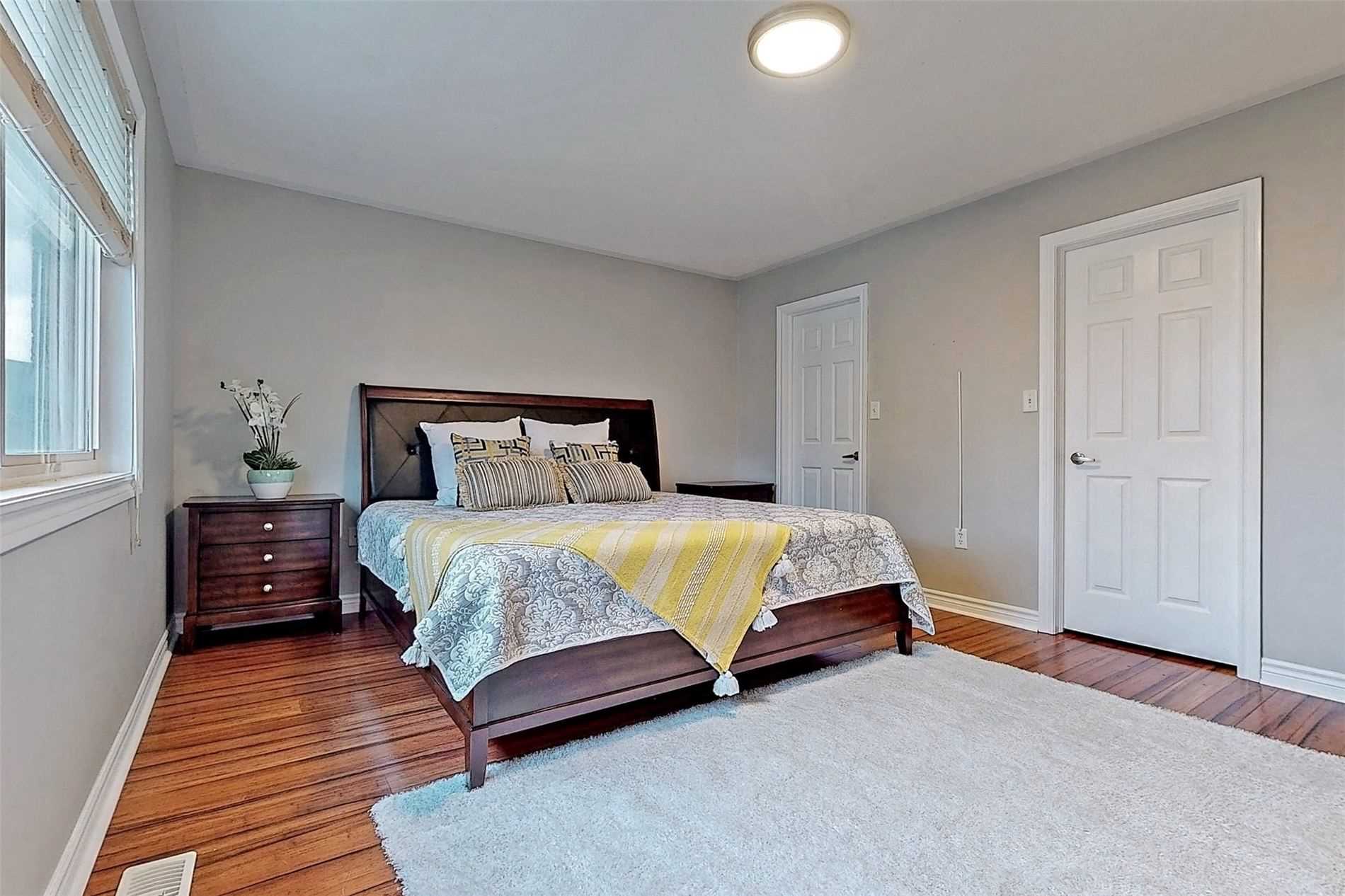 8 Storybook Cres