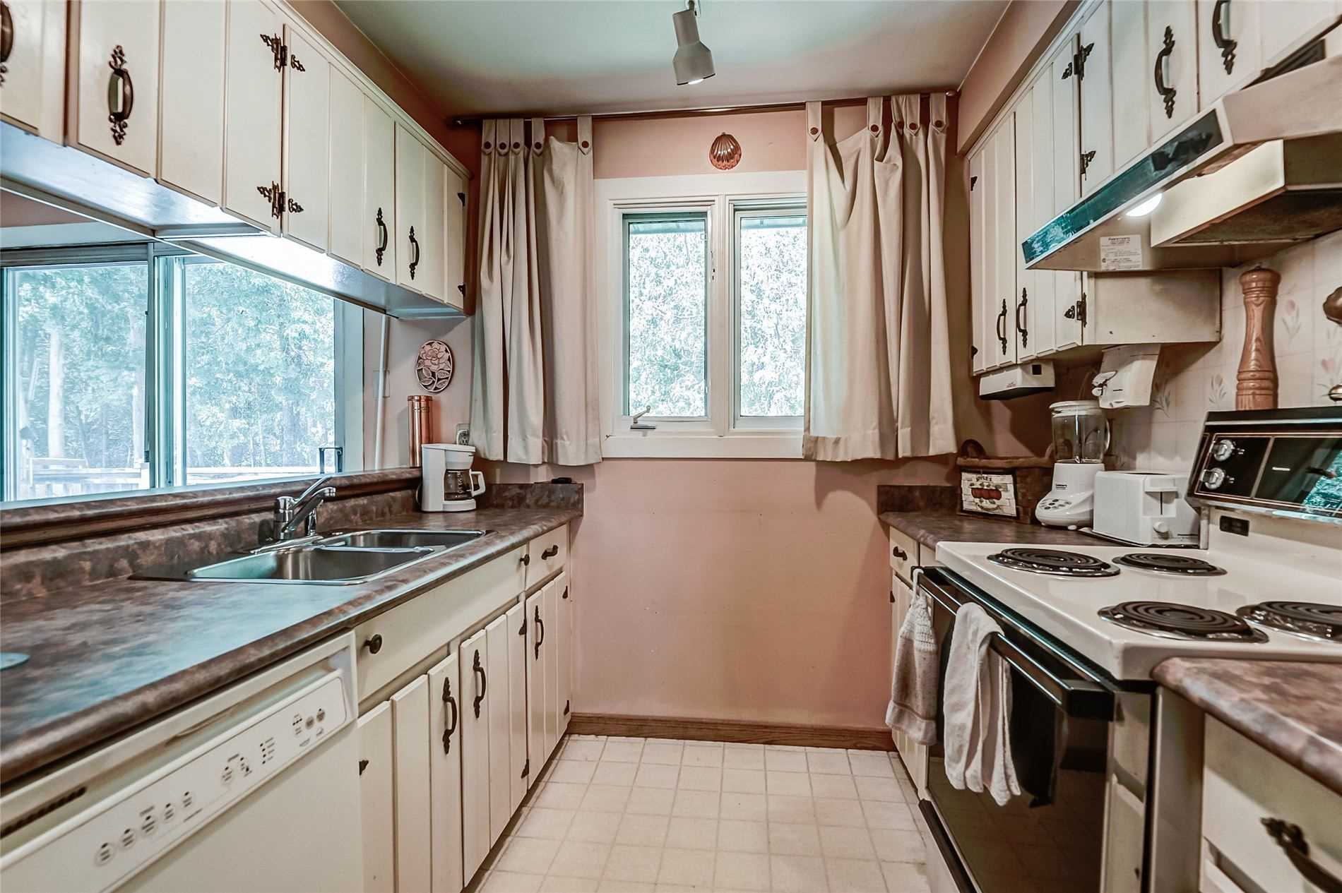 213 Murray Dr