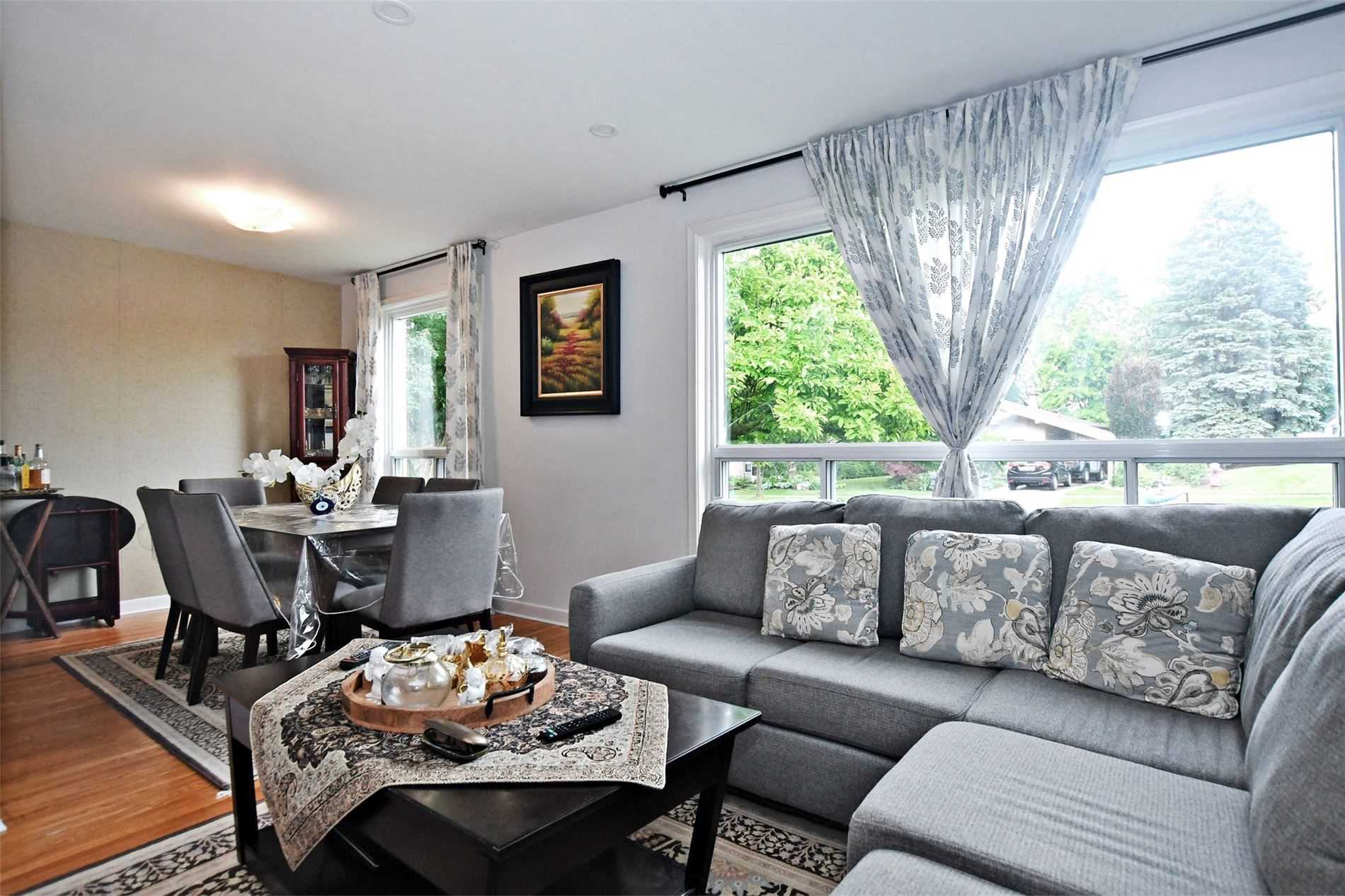 34 Seaton Dr