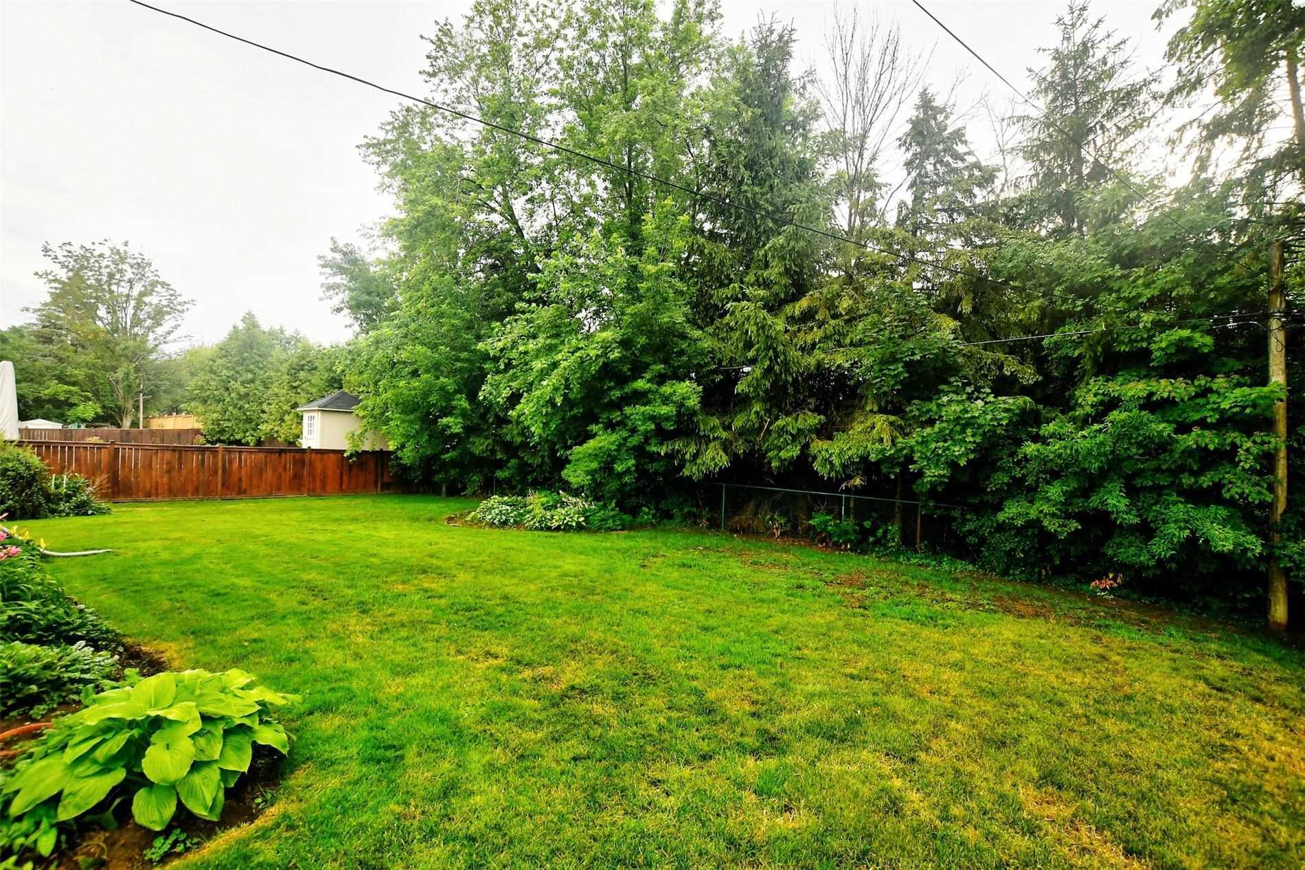 34 Seaton Dr