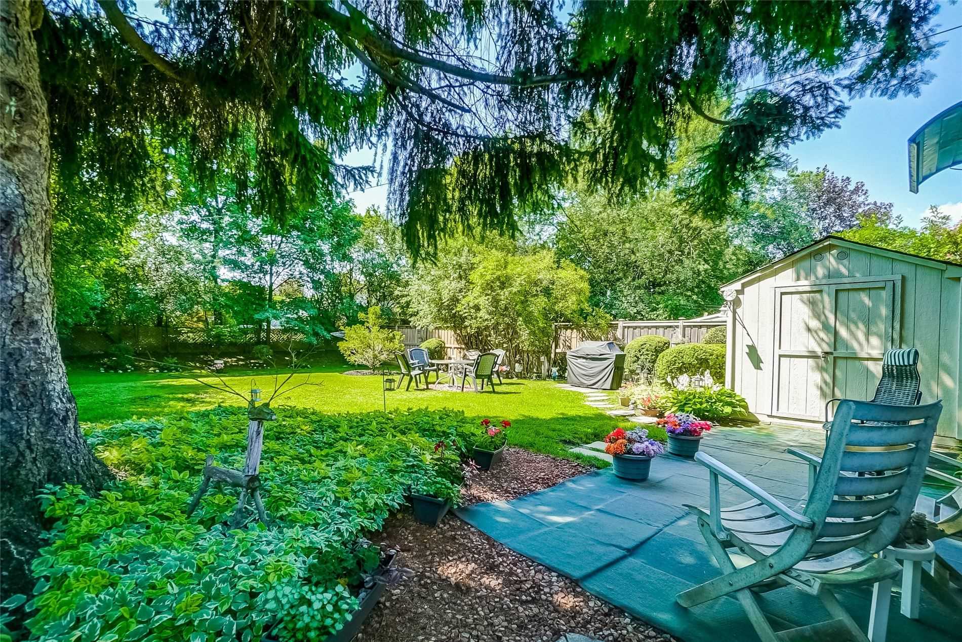 89 Murray Dr