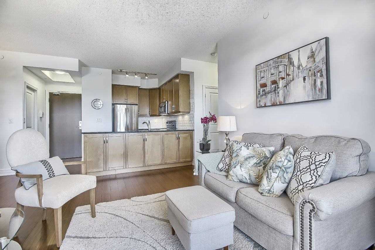 111 Civic Square Gate, #328