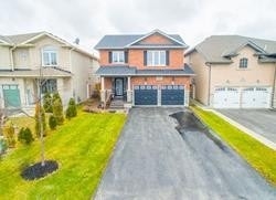 66 Armstrong Cres