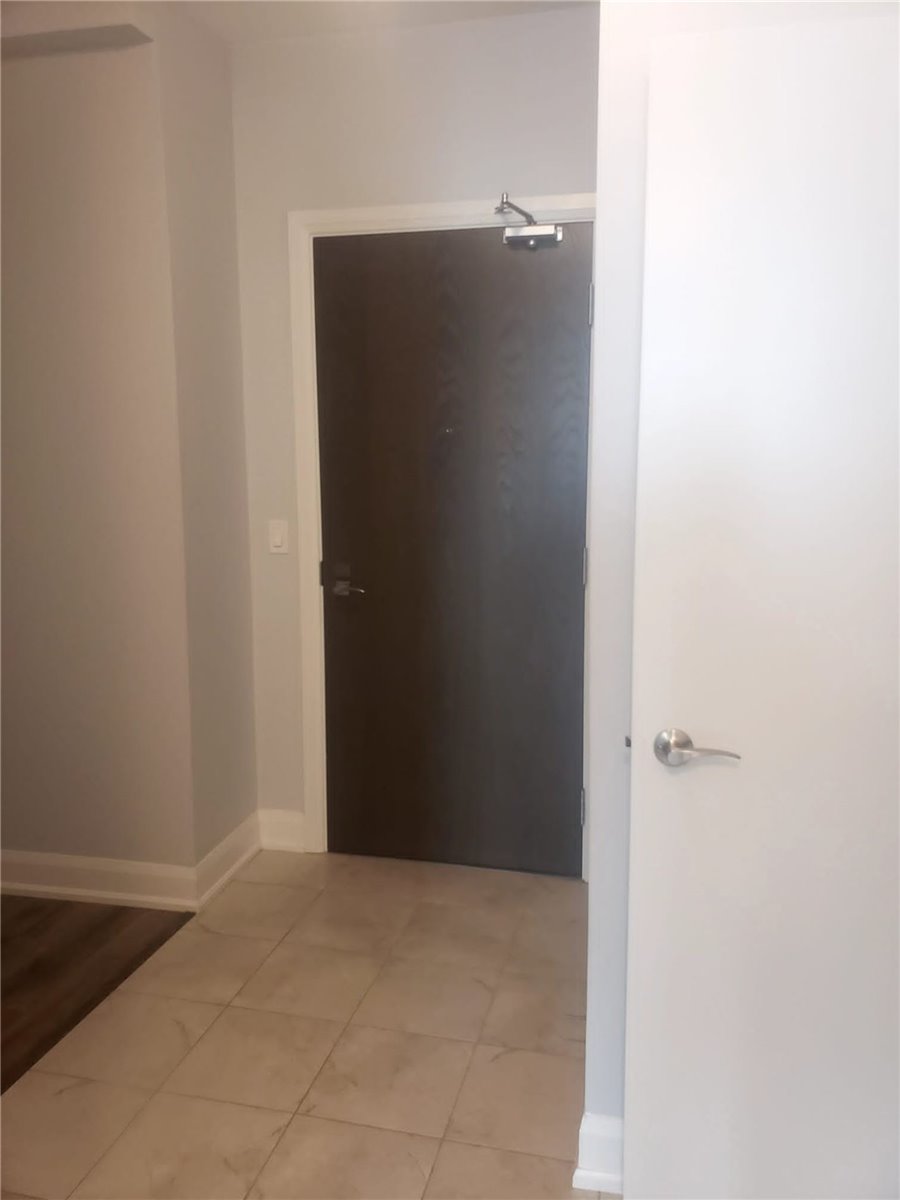 2910 Highway 7 Rd W, #1102