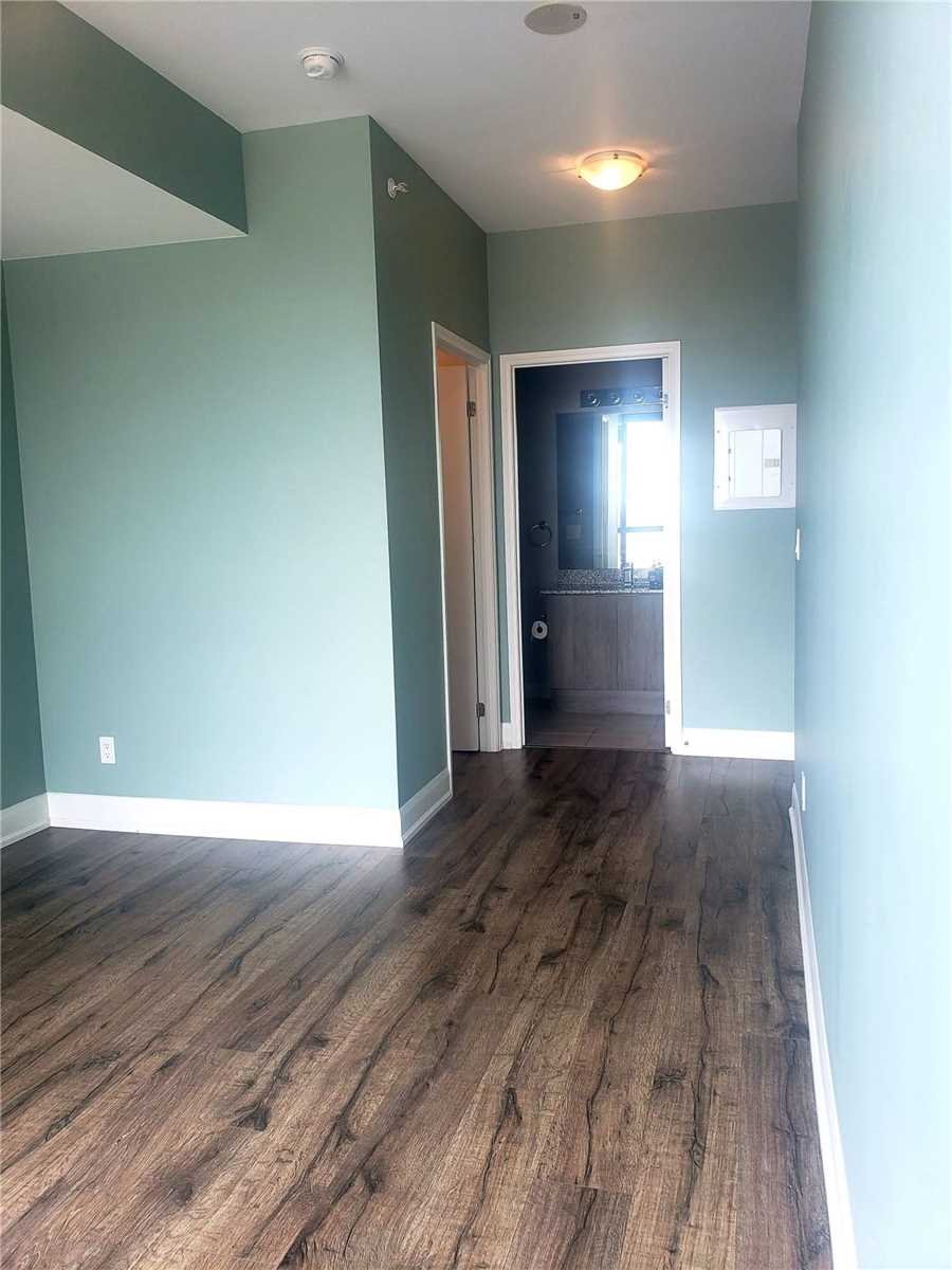 2910 Highway 7 Rd W, #1102