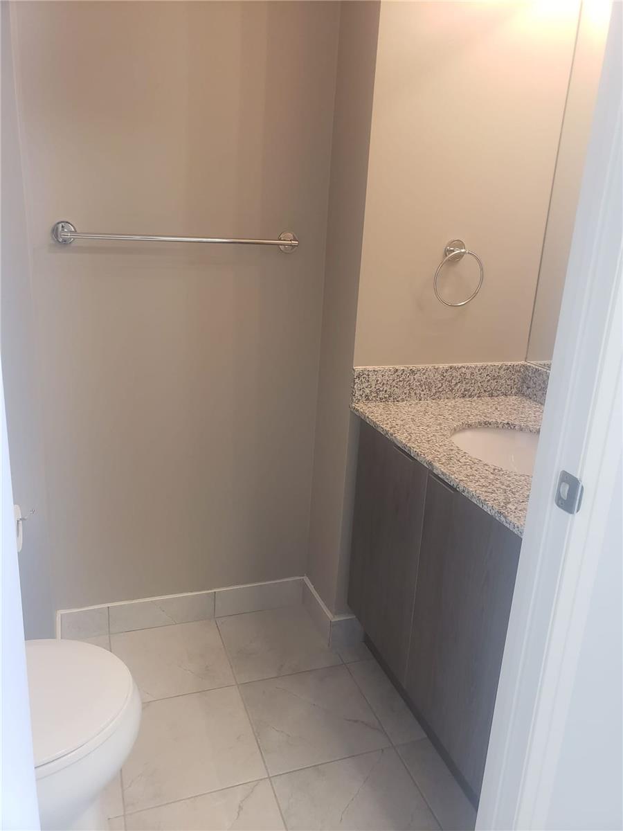 2910 Highway 7 Rd W, #1102