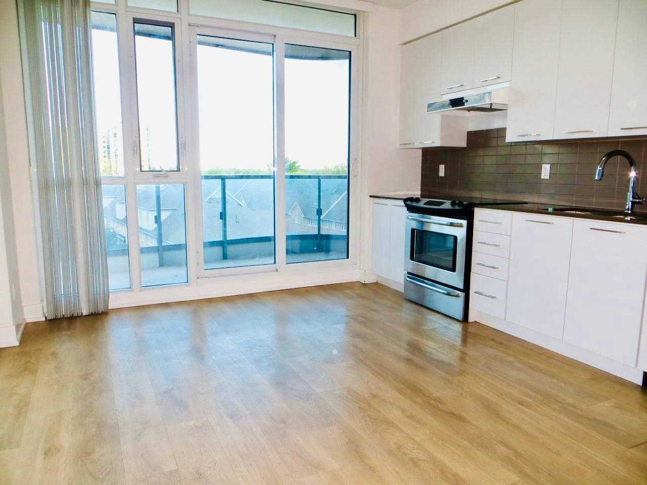 9471 Yonge St, #630