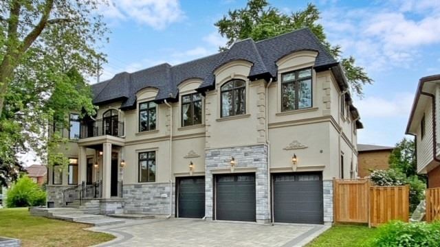 9737 Bathurst St