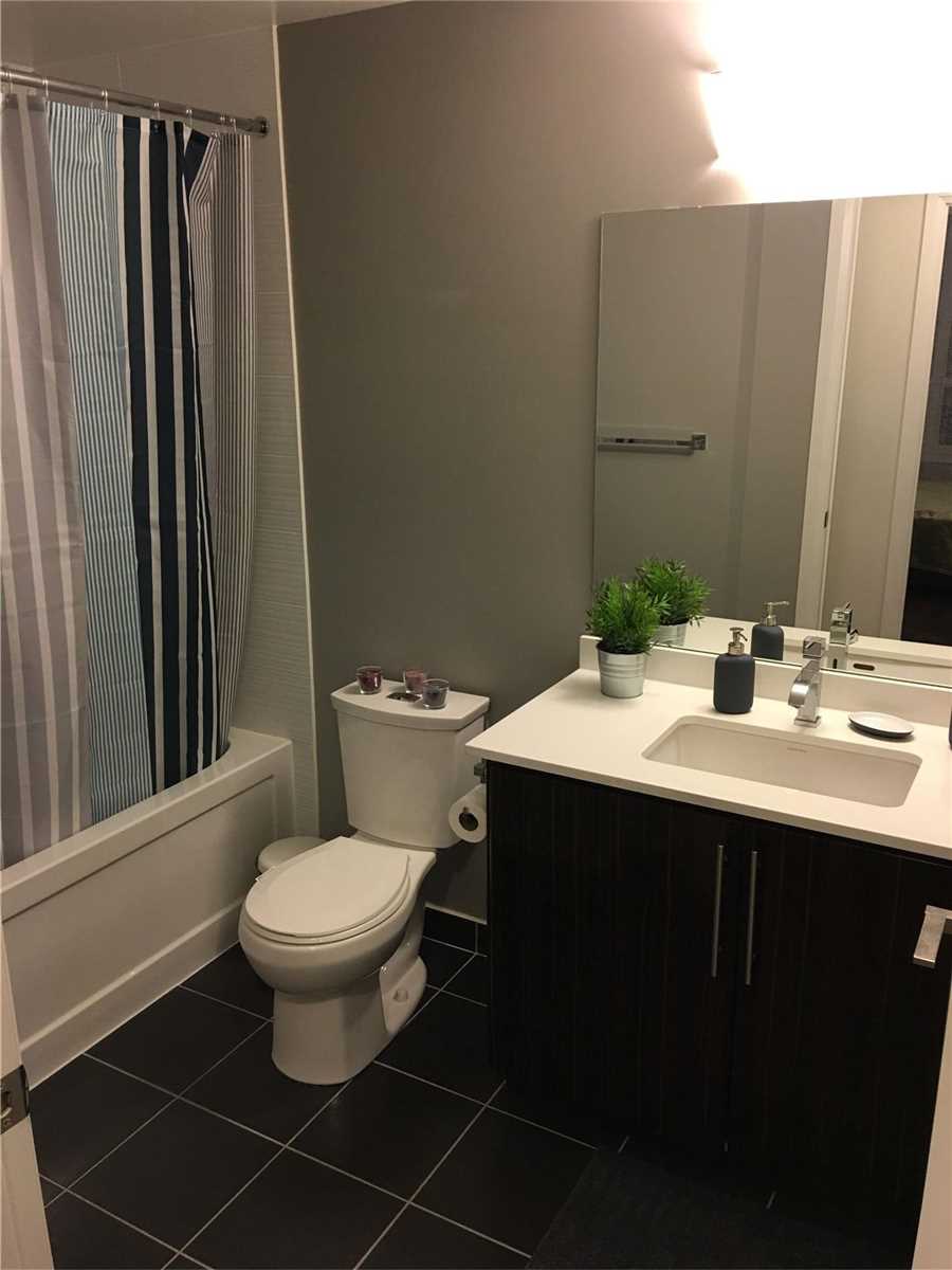 7161 Yonge St, #2029