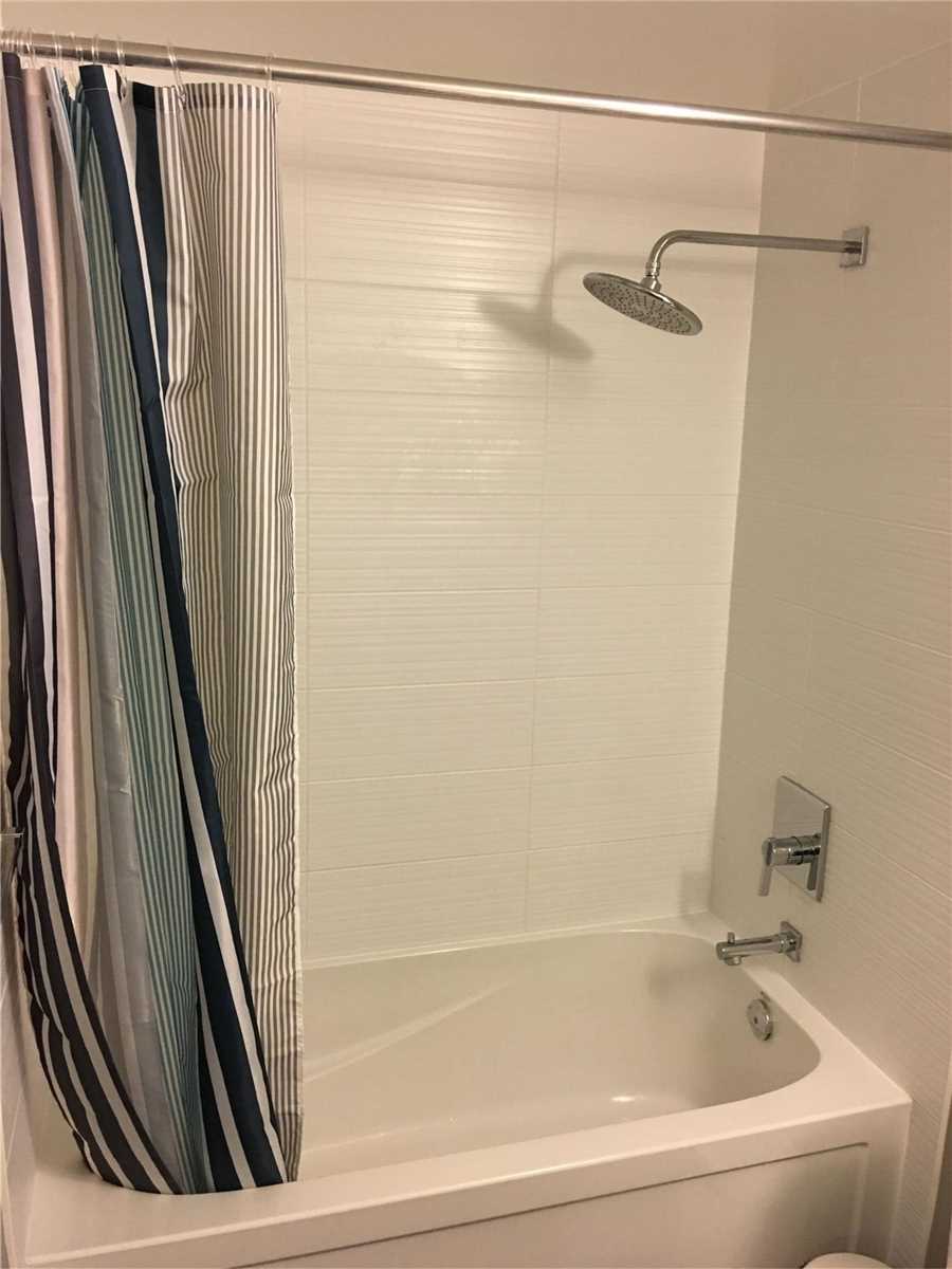 7161 Yonge St, #2029