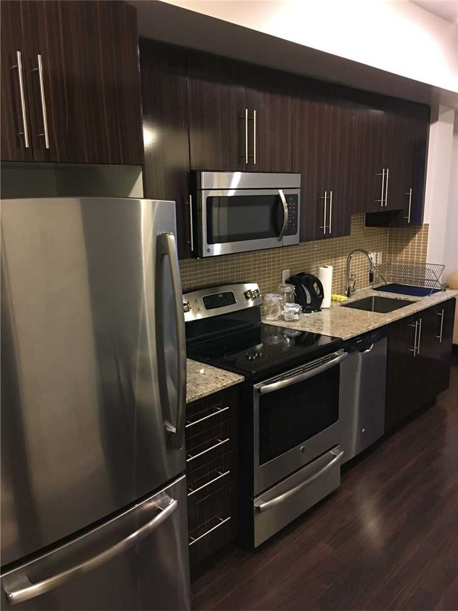 7161 Yonge St, #2029