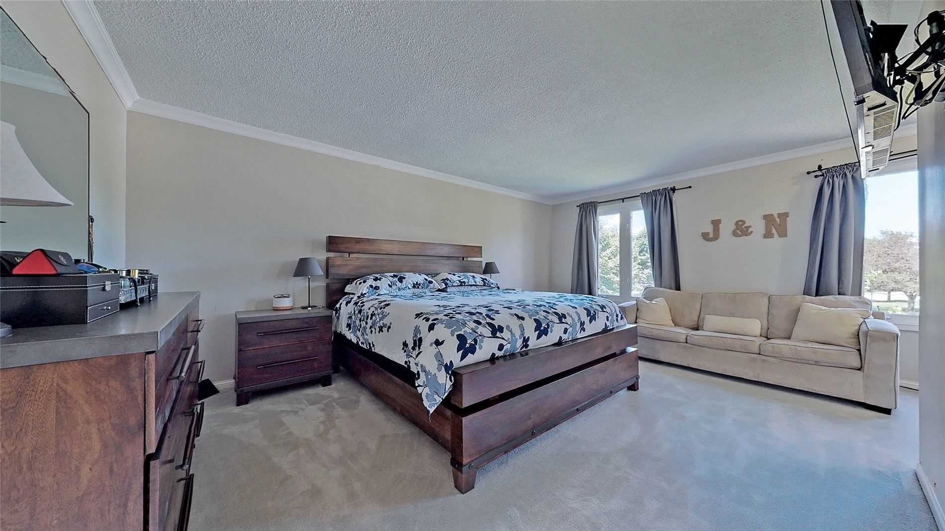 26 Grant Crt