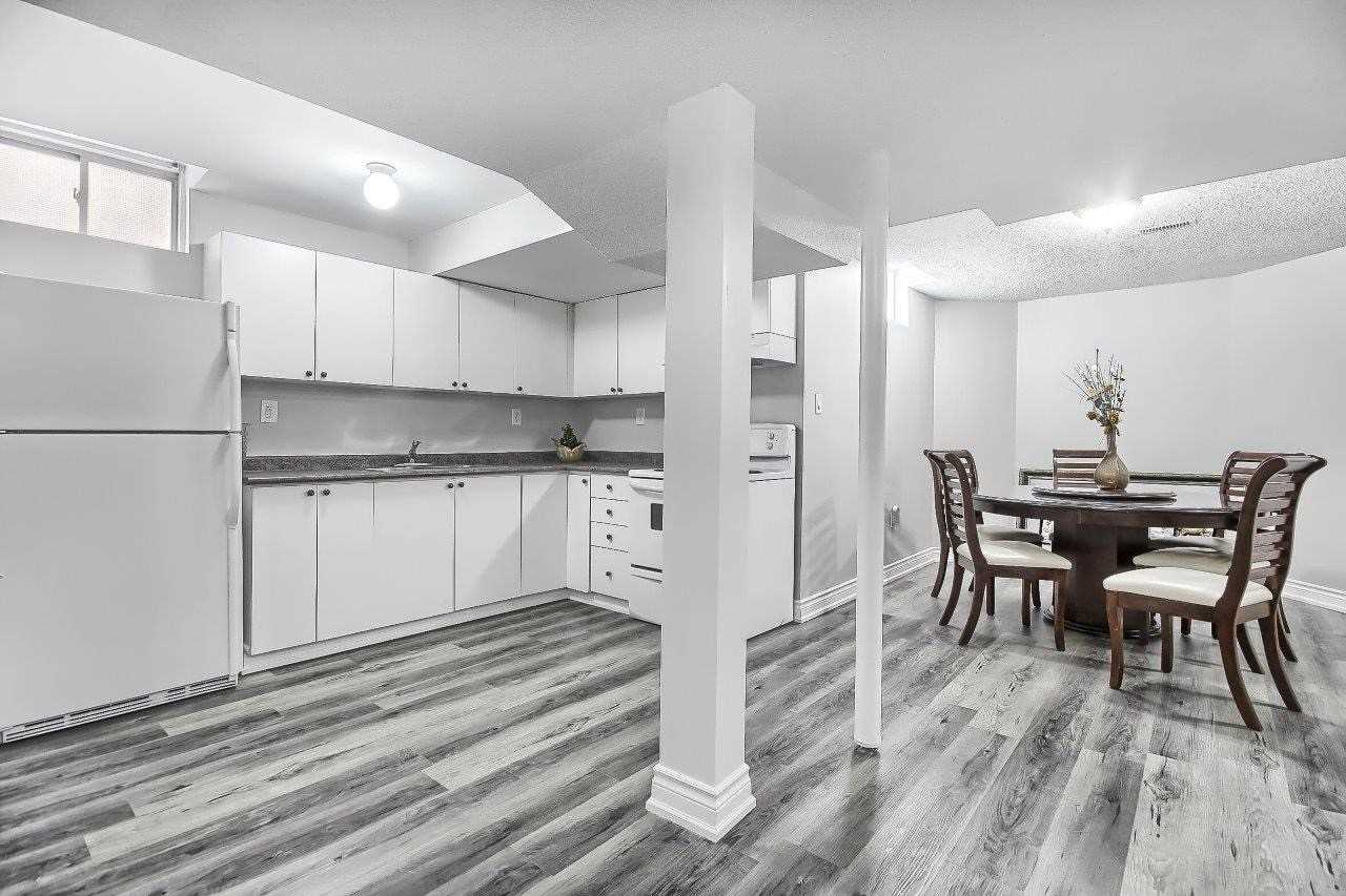 56 Metcalfe Dr