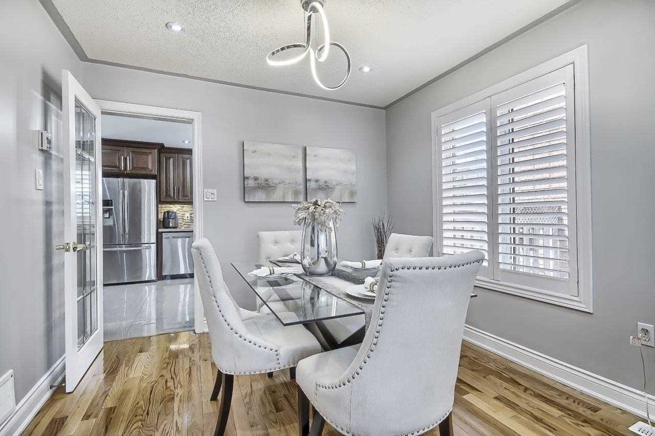 56 Metcalfe Dr
