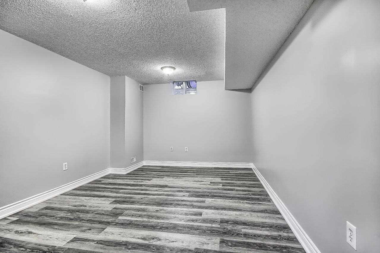 56 Metcalfe Dr