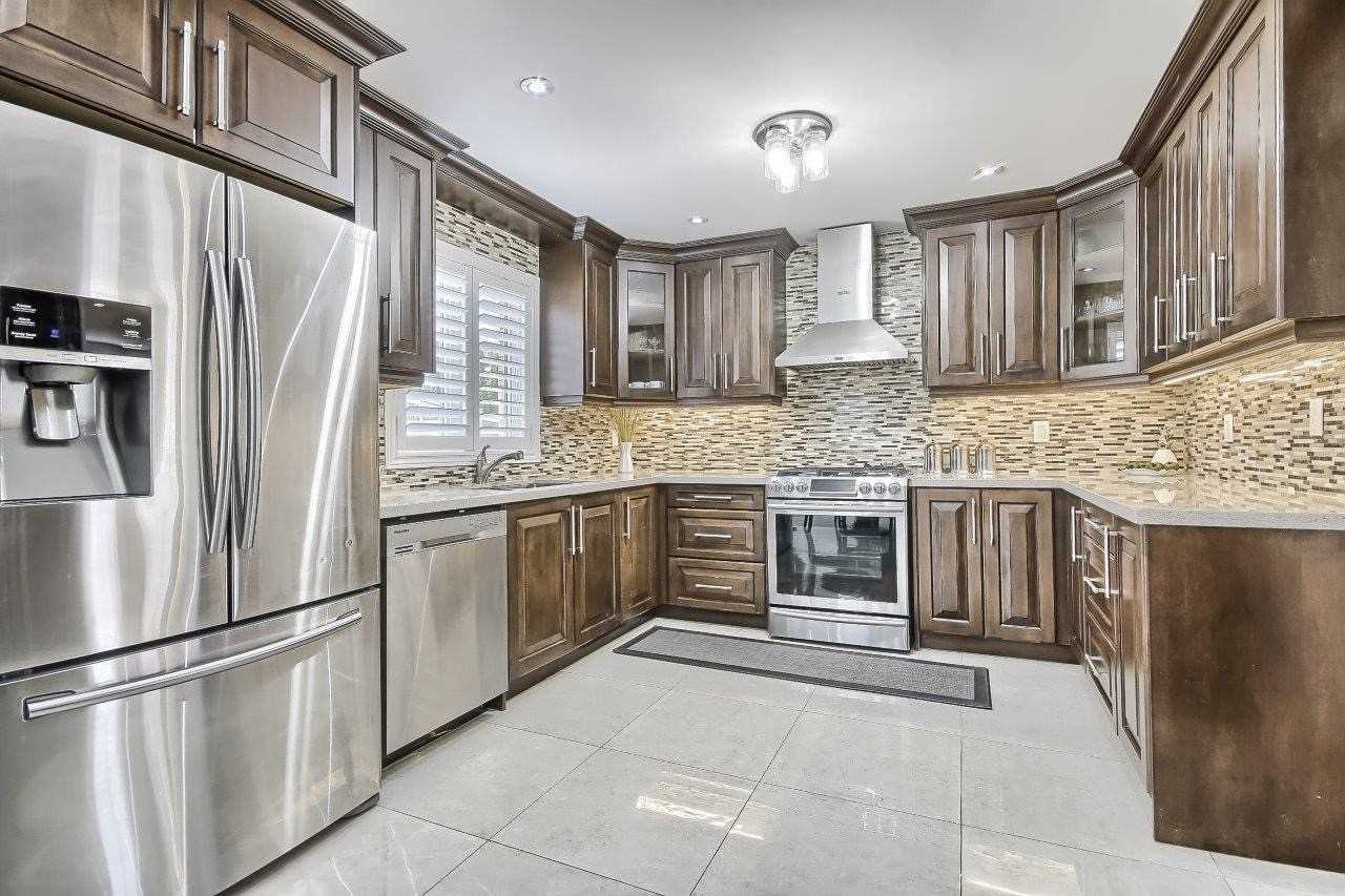 56 Metcalfe Dr