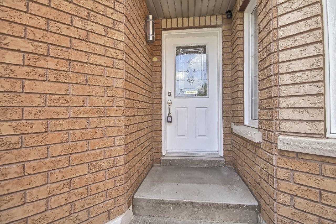 56 Metcalfe Dr