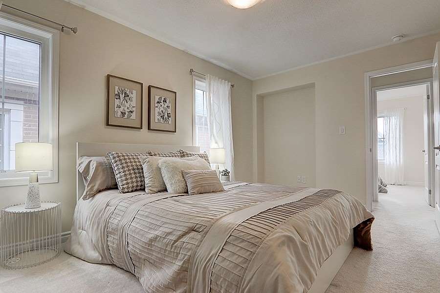 27 Minlow Way