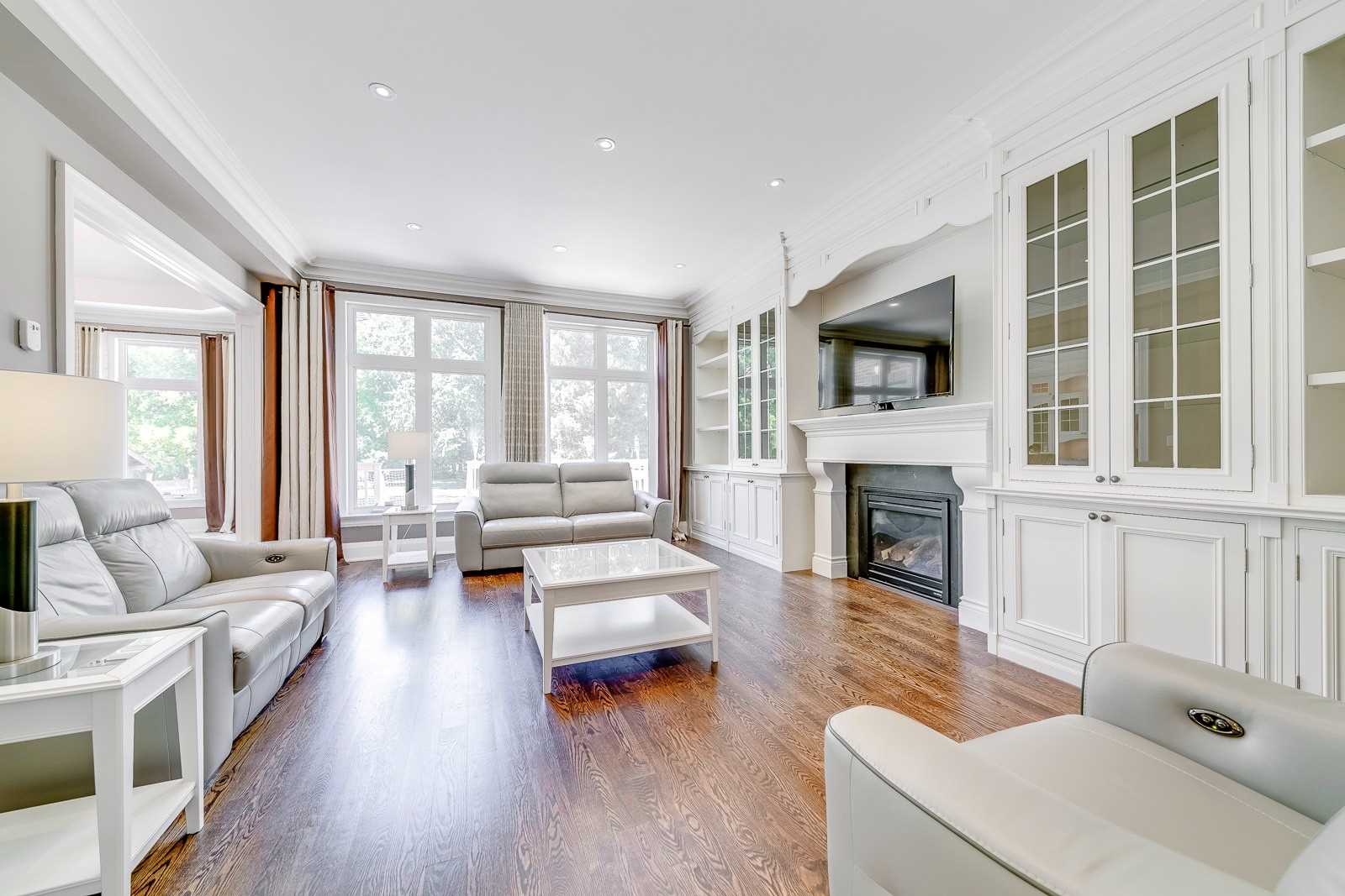 58 Spruce Ave