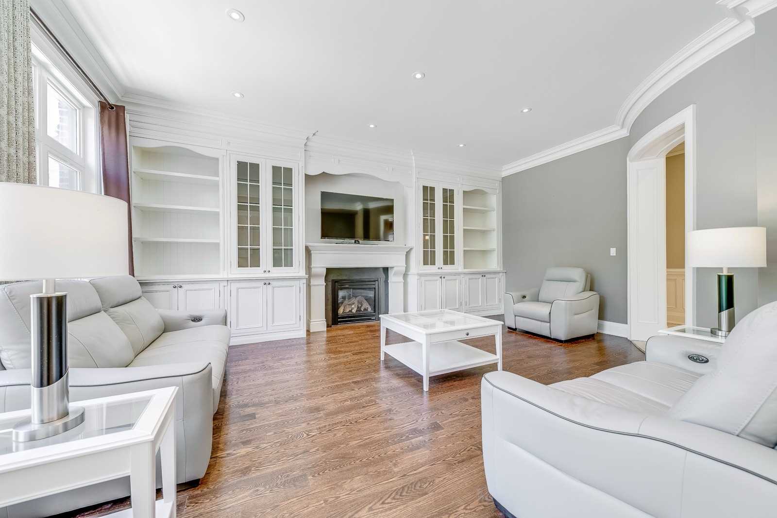 58 Spruce Ave