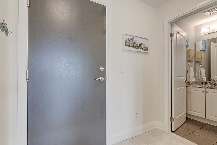 25 Baker Hill Blvd, #215