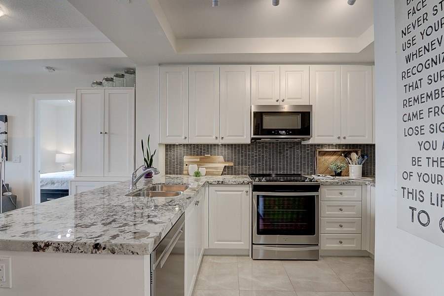 25 Baker Hill Blvd, #215