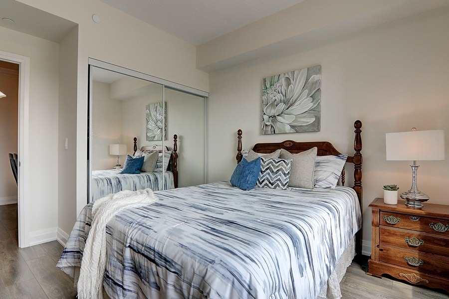25 Baker Hill Blvd, #215