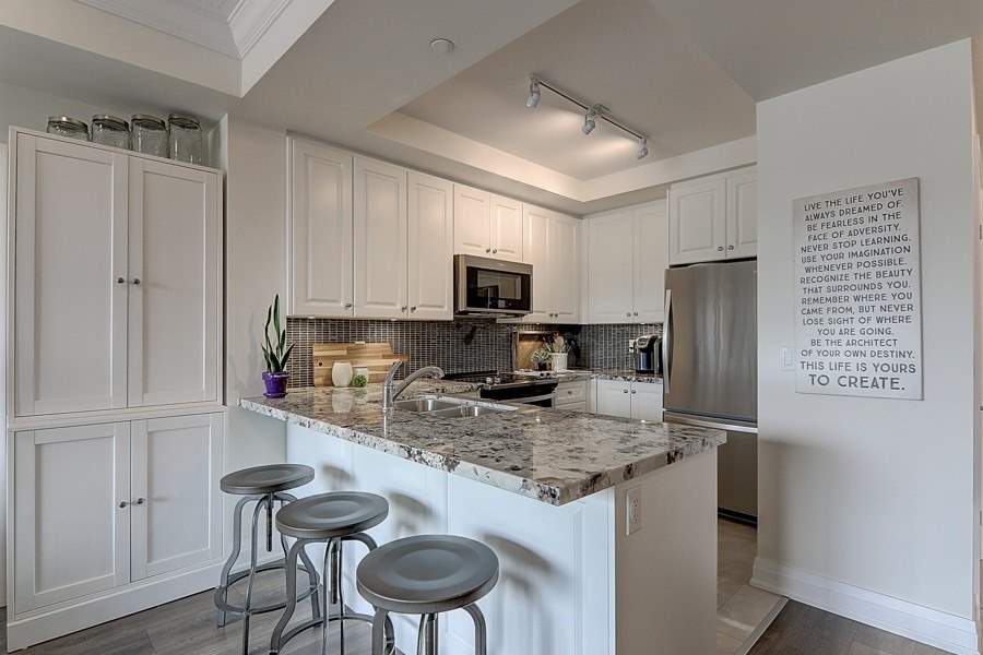 25 Baker Hill Blvd, #215