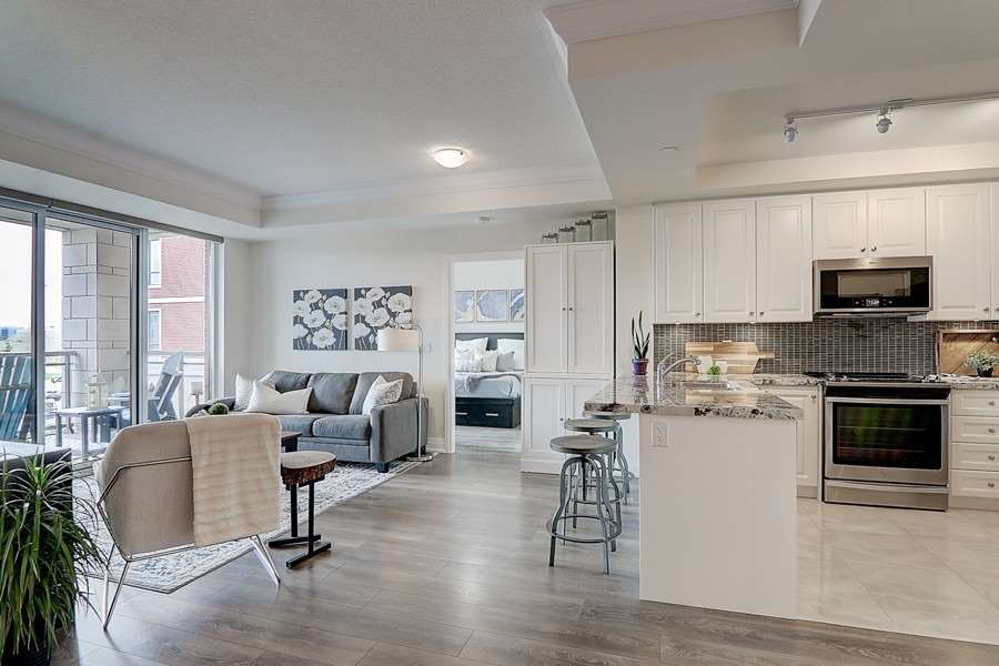 25 Baker Hill Blvd, #215