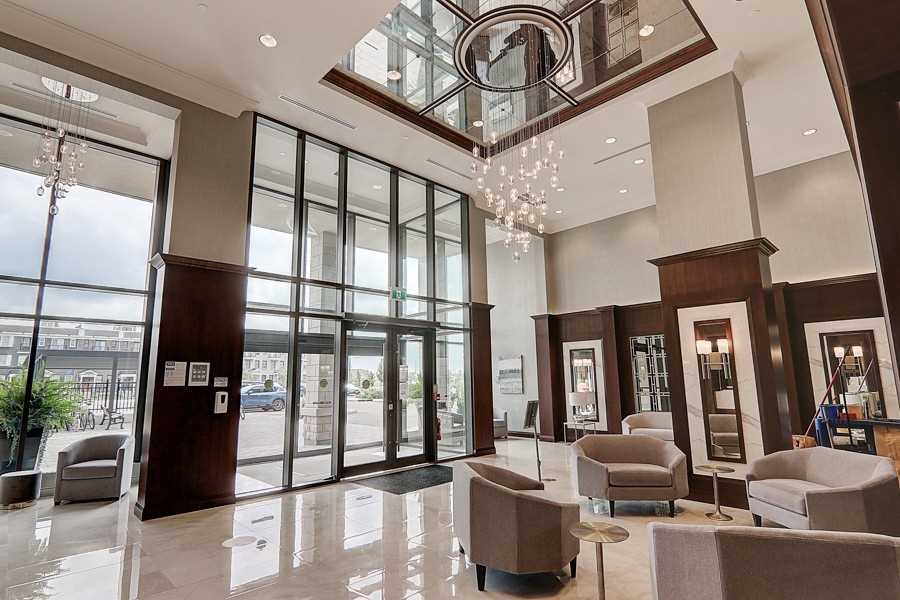 25 Baker Hill Blvd, #215