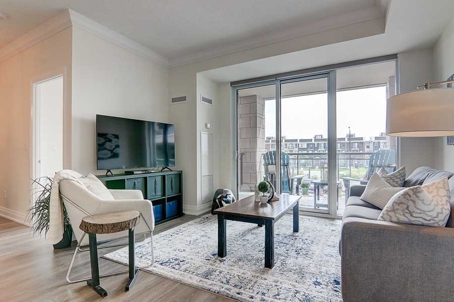 25 Baker Hill Blvd, #215