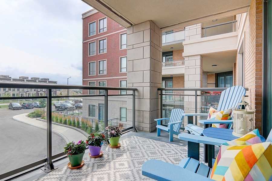 25 Baker Hill Blvd, #215