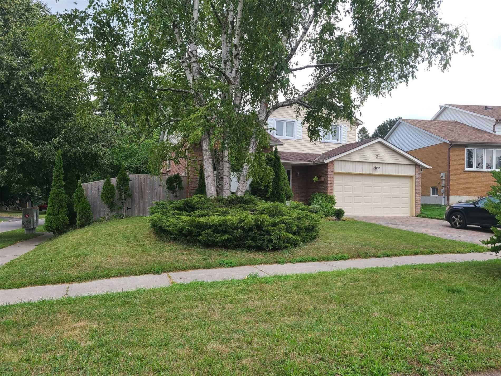2 Eastman Cres