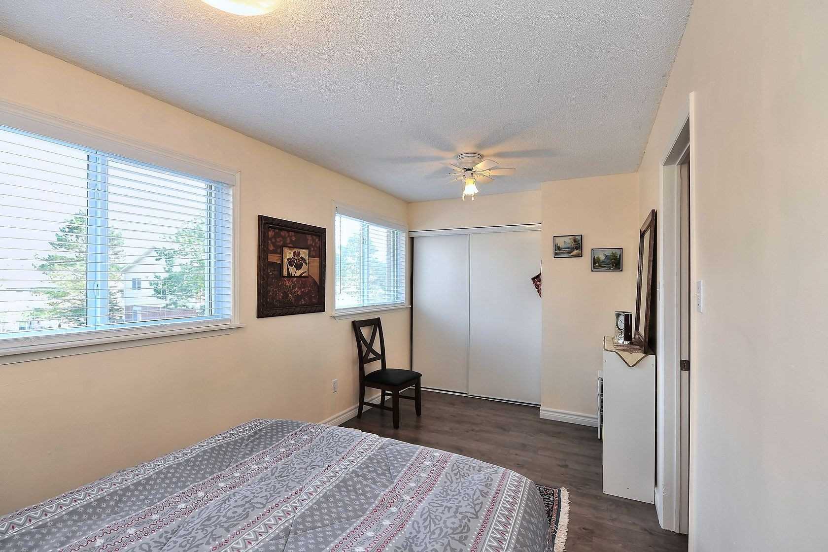 682 Gibney Cres, #17