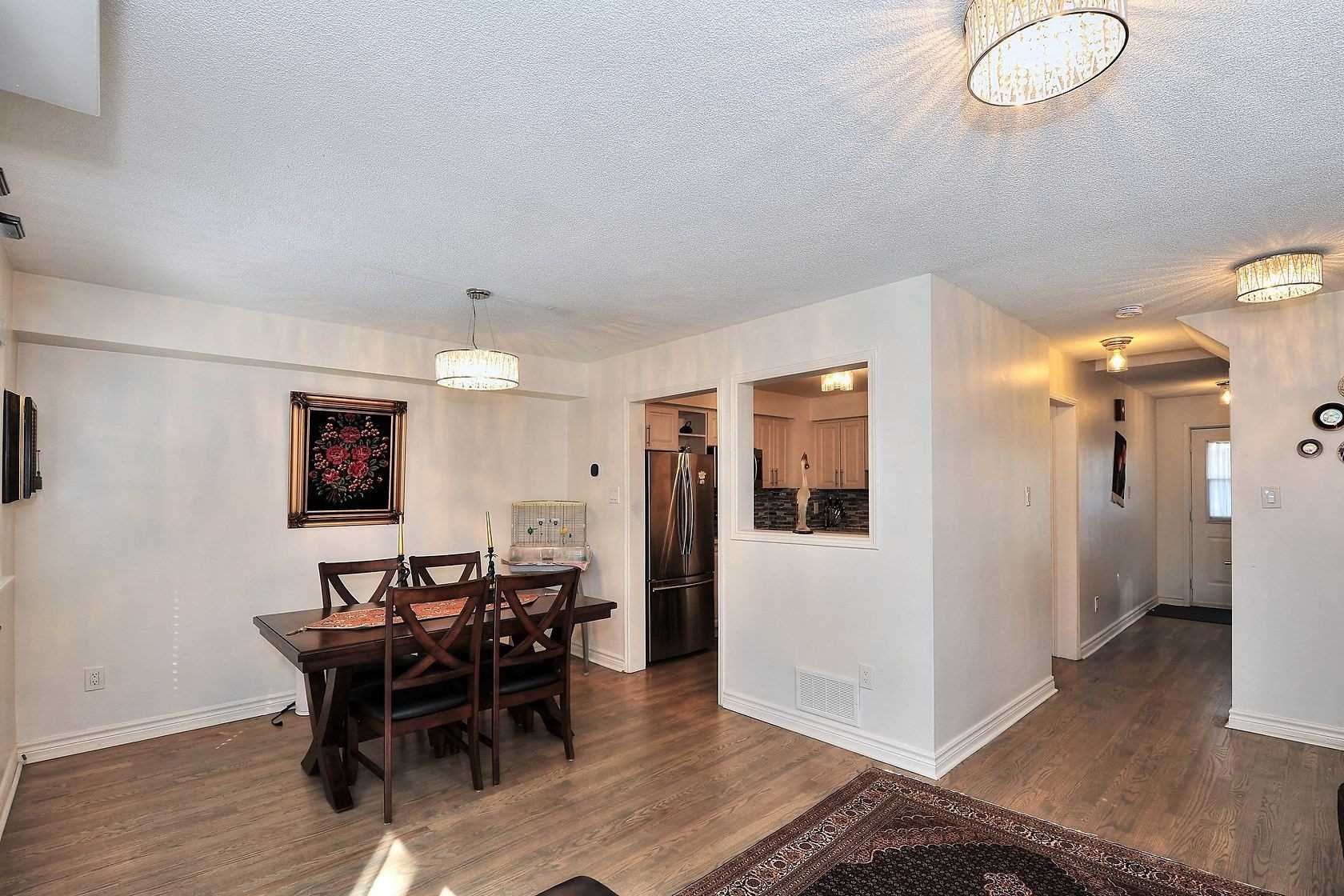682 Gibney Cres, #17