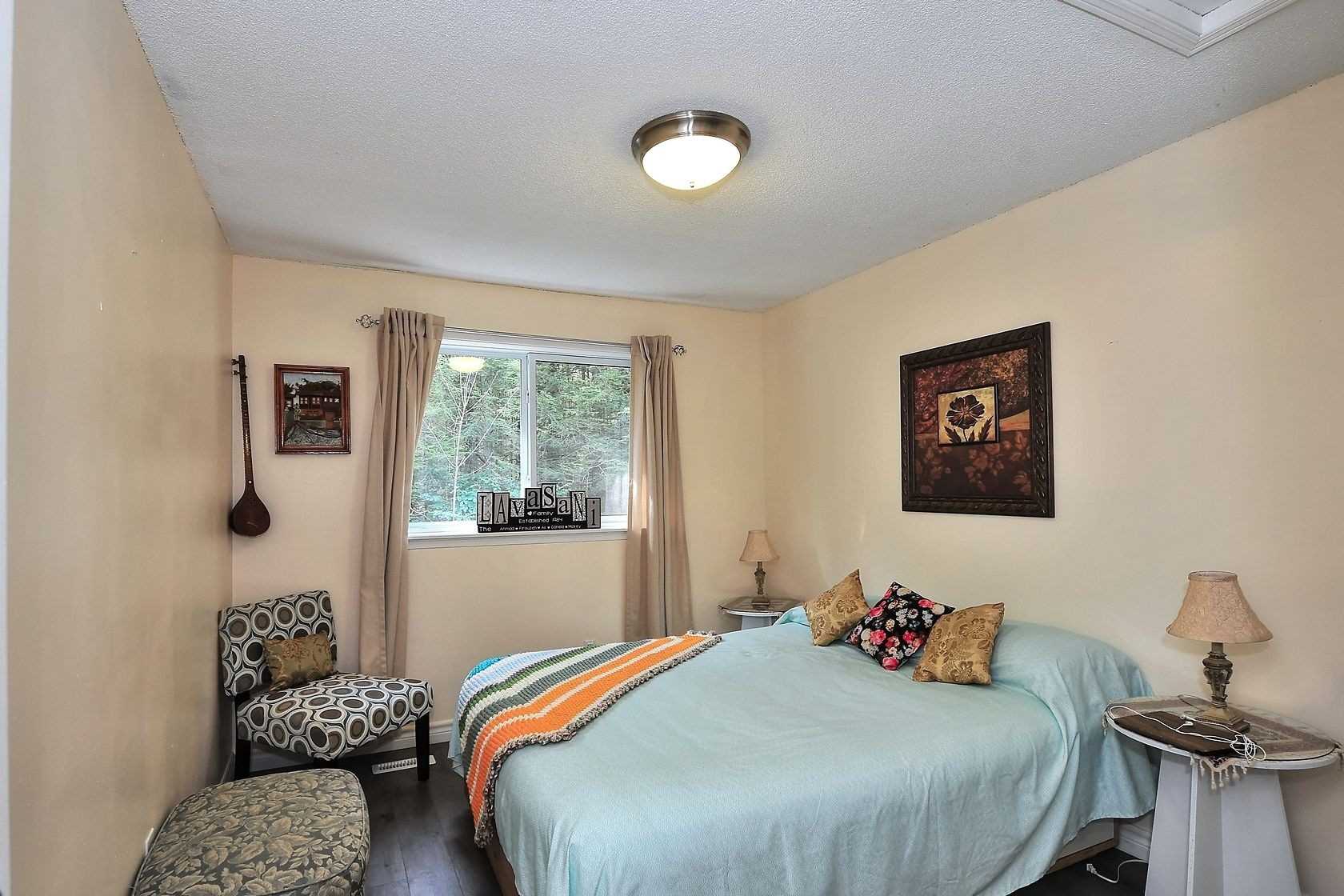 682 Gibney Cres, #17