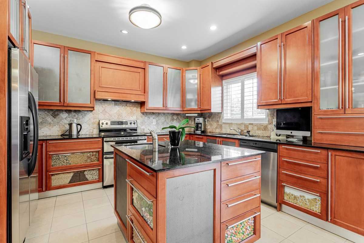 46 Rondeen Rd
