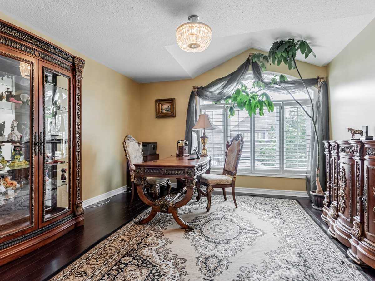 46 Rondeen Rd