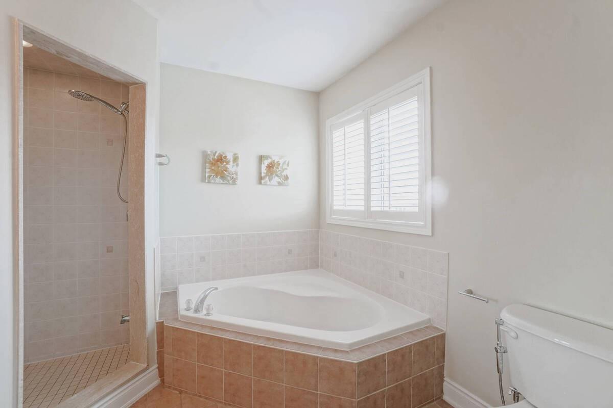 Listing N5357453 - Large Photo # 23