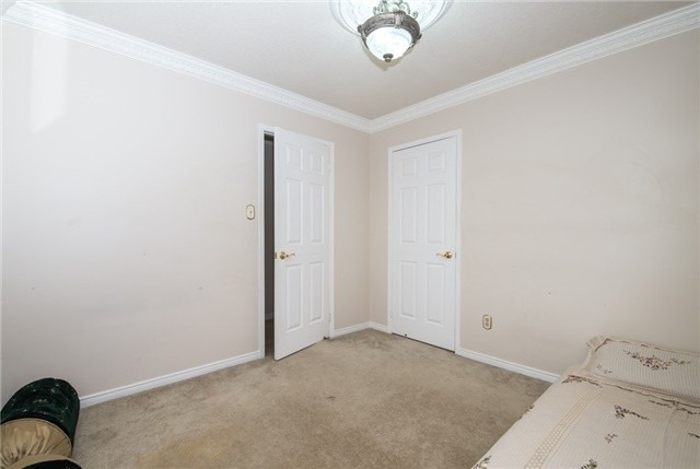 31 Clarion Cres