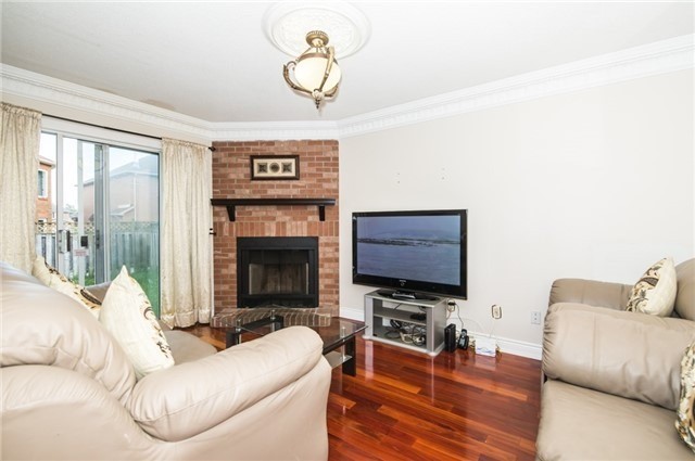 31 Clarion Cres