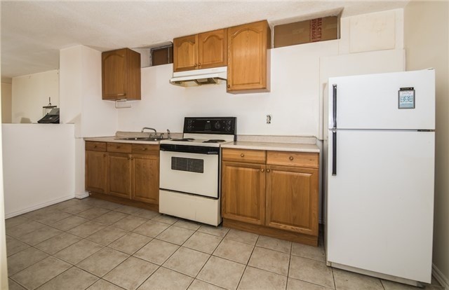 31 Clarion Cres