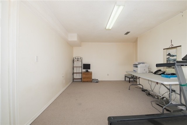 31 Clarion Cres