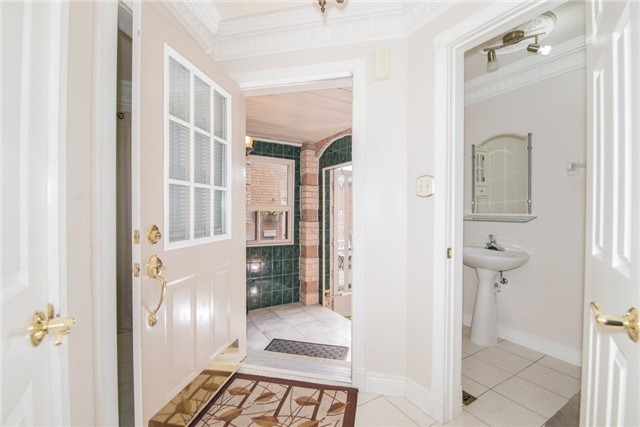 31 Clarion Cres