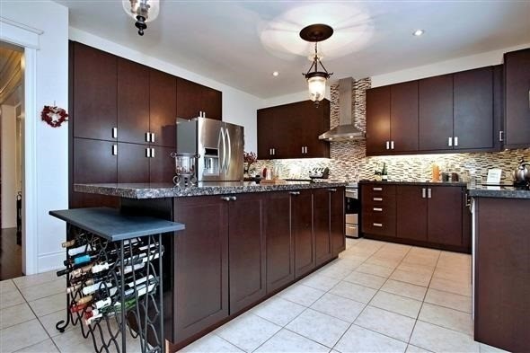 558 Ilan Ramon Blvd