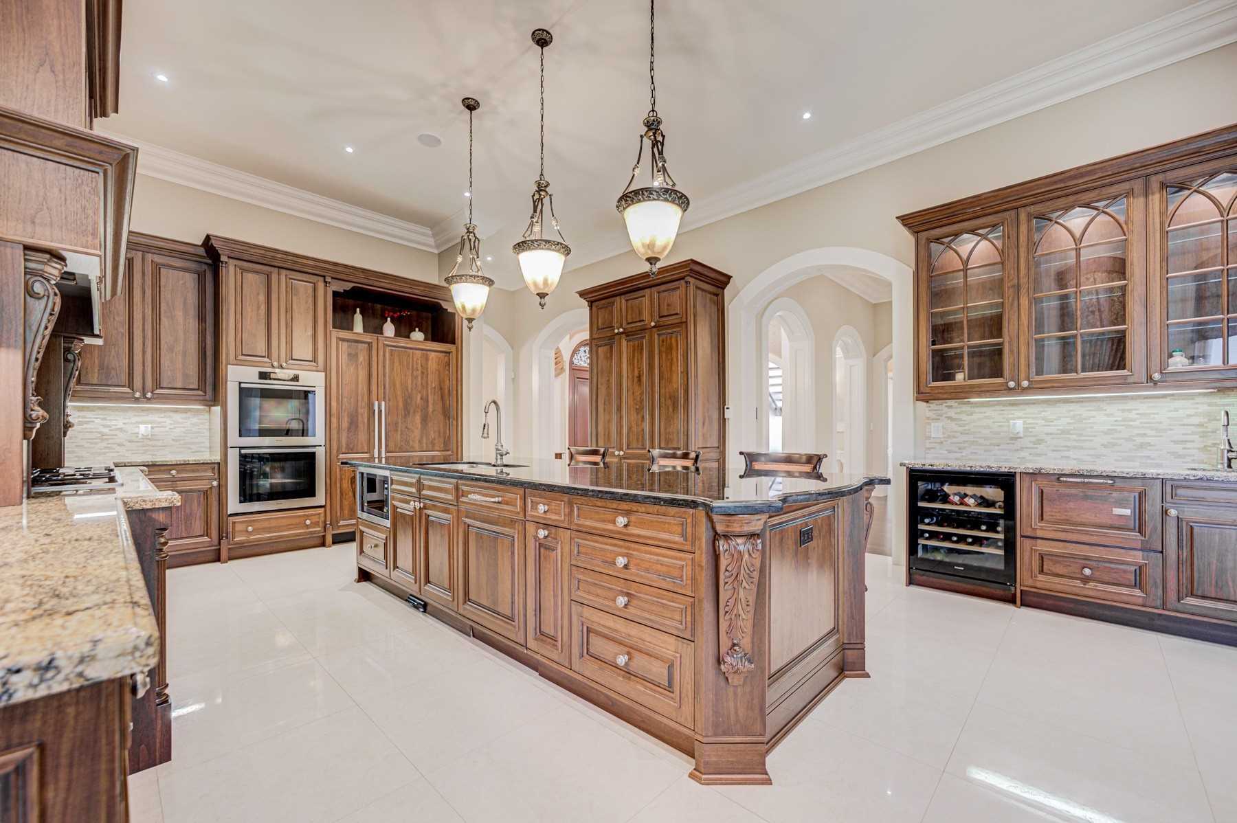71 Grandvista Cres